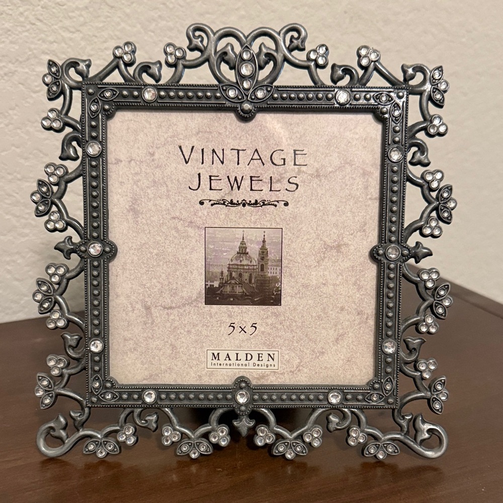 Vintage Malden Ornate Silver Photo Frame